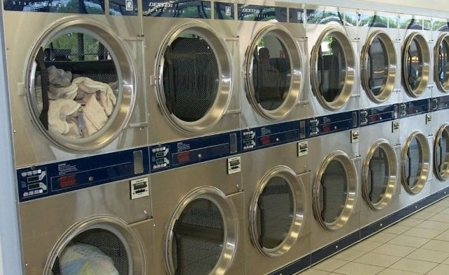 ¿Cuándo usar el lavado en seco para tus prendas?